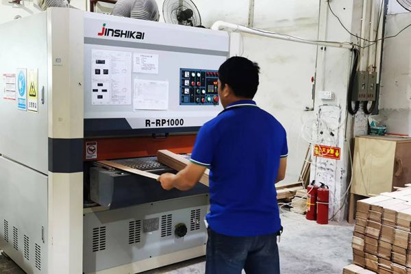 Machine de ponçage